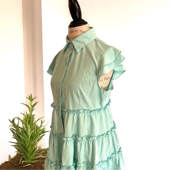 Vintage Sundress. Button down. Flutter sleeve. Ruffled tiers. Super light. - Picture 12 of 16